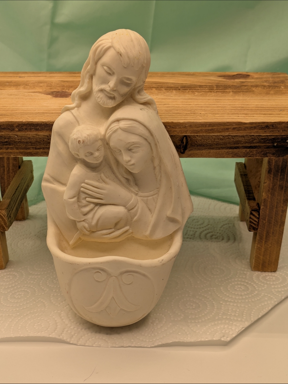 Cream Ceramic Holy Family Figurine Wall Pocket - Unbranded